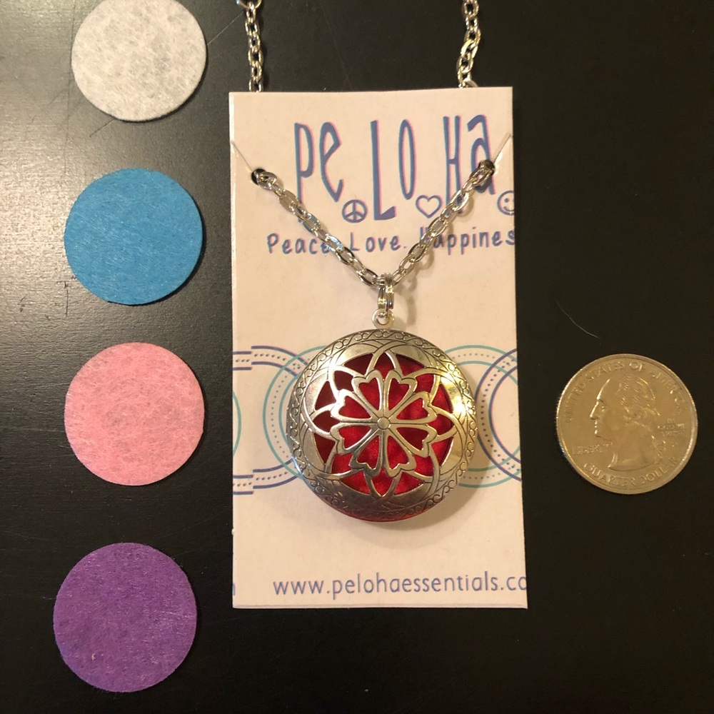 Peloha Essentials Oil Diffuser - Picture 2 of 2